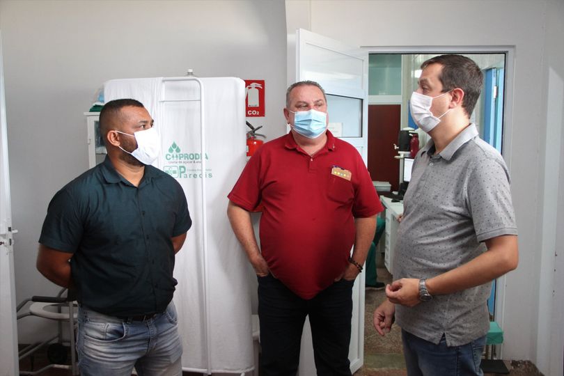 Fábio Aguiar busca informações sobre o funcionamento Centro Hospitalar Parecis